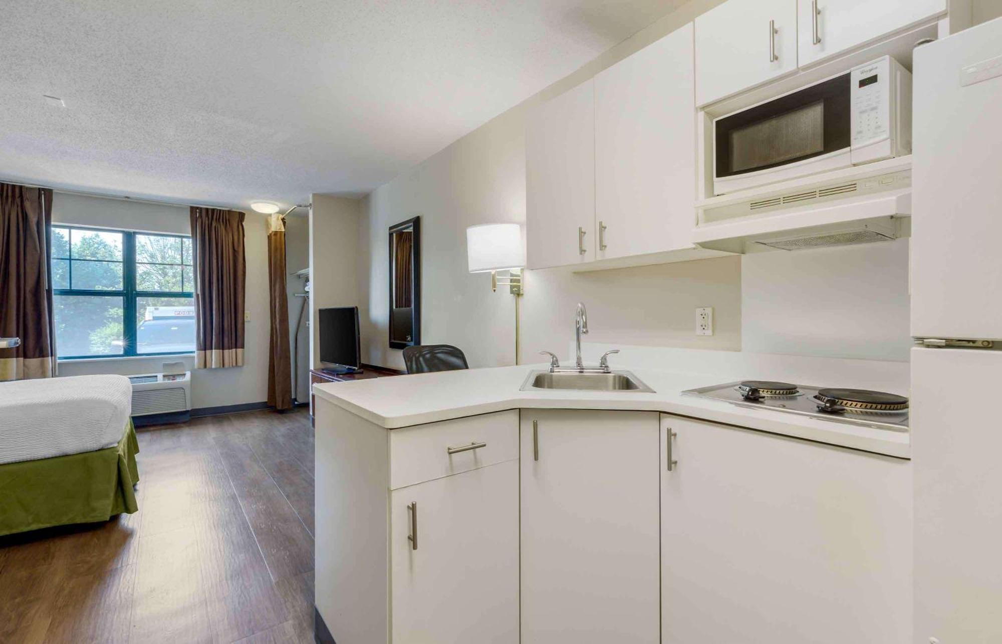 Extended America - Washington Dc Milestone Hotel Germantown